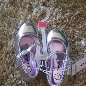 *2/$15* Toddler Silver shoes 6T